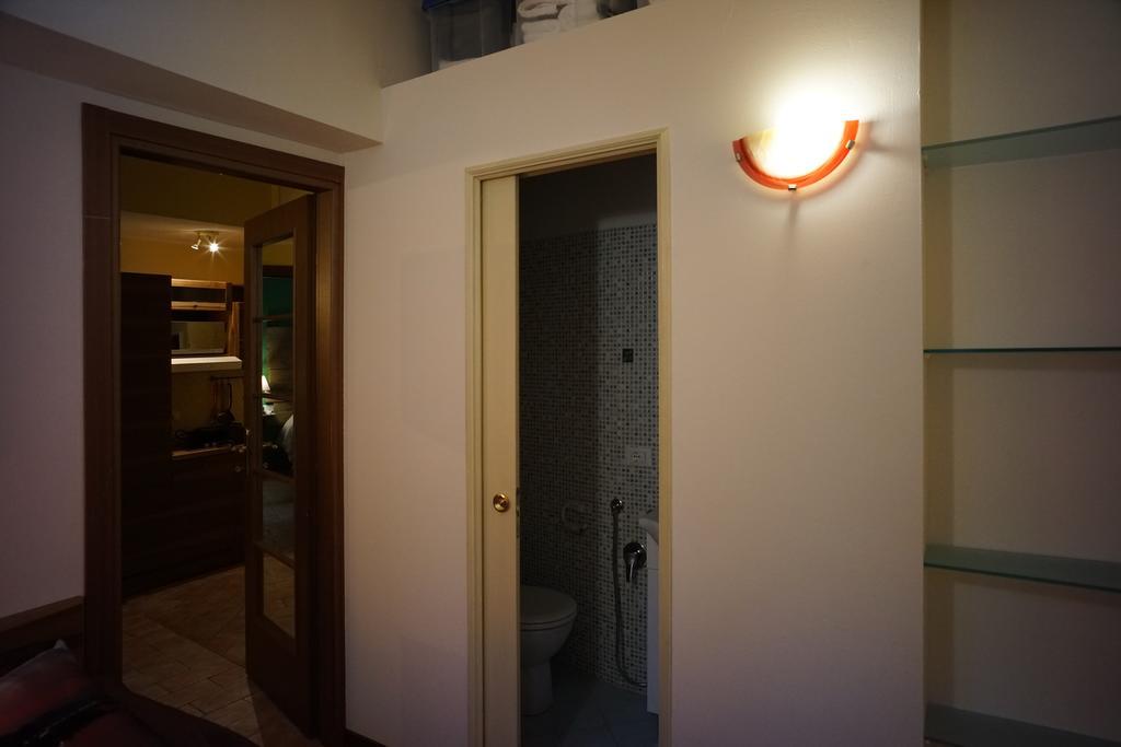 Ponte Vecchio - Guicciardini N. 10 * Florença