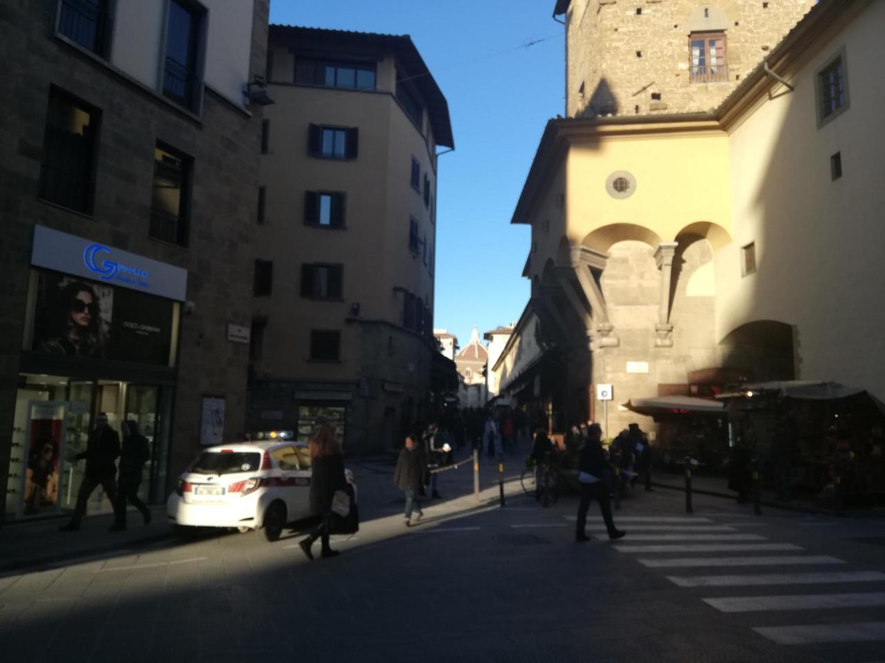 Ponte Vecchio - Guicciardini N. 10 Florenz